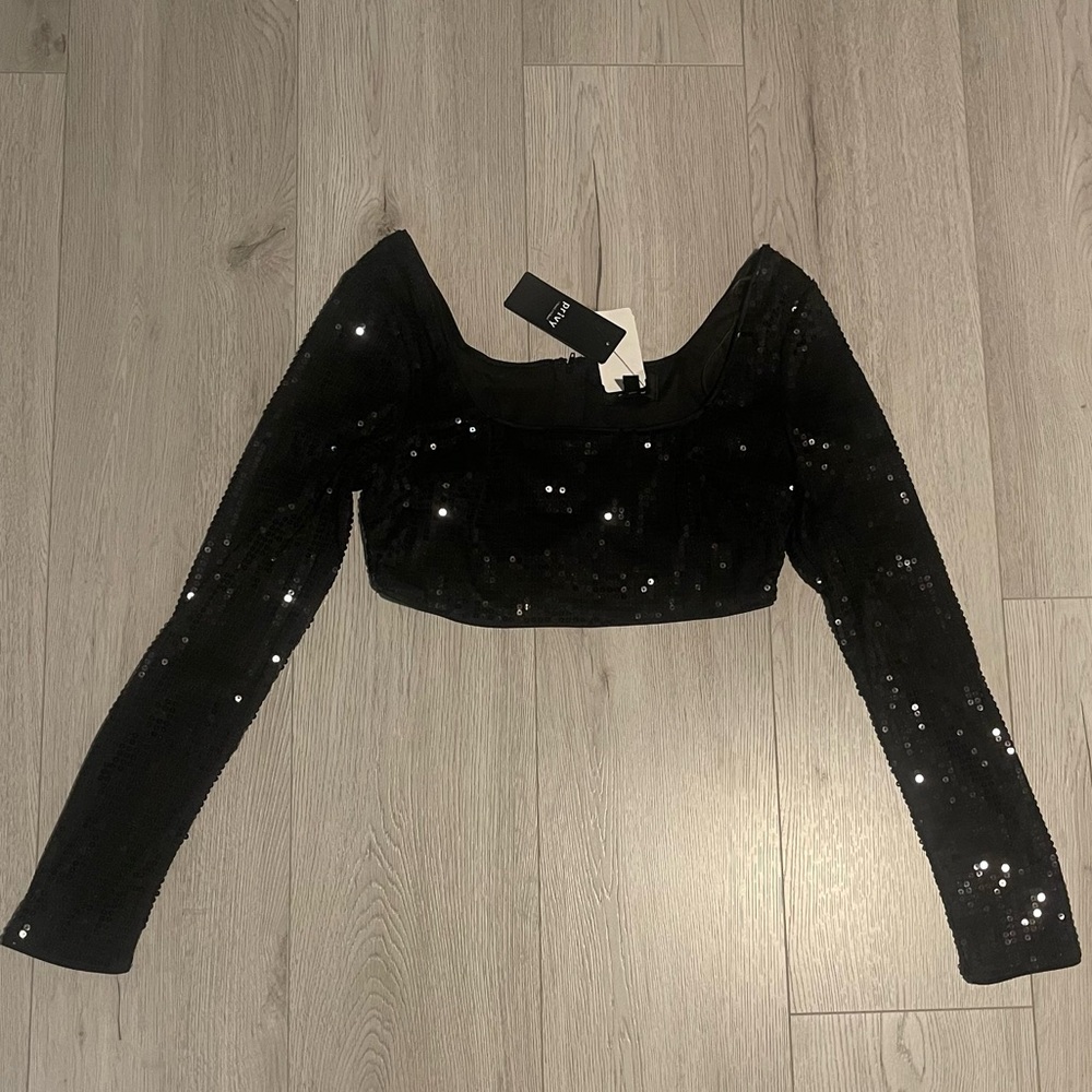 Sequin Long Sleeve Crop Top - Black